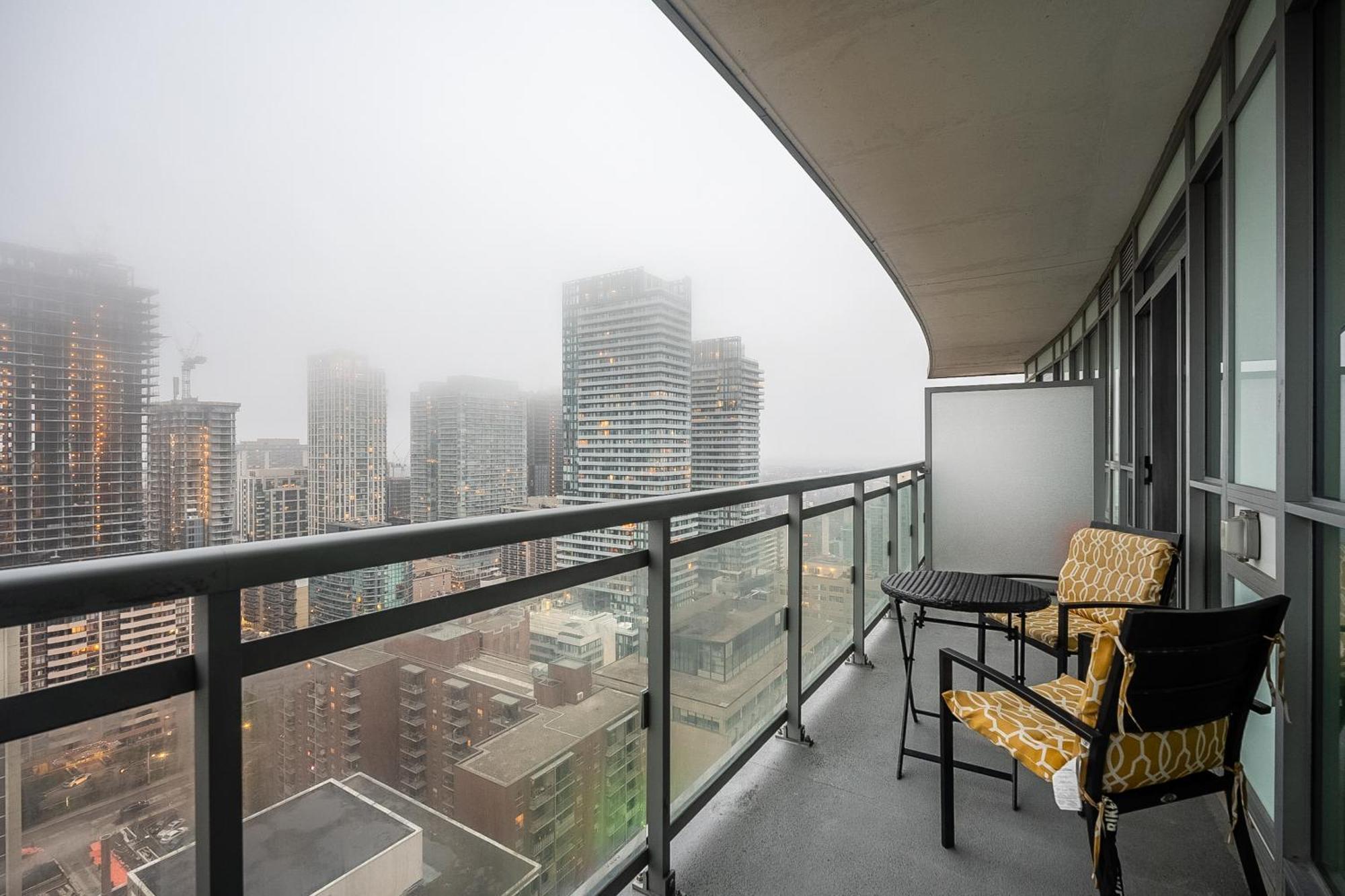 Modern Dunfield Ave Condos By Globalstay Toronto Luaran gambar