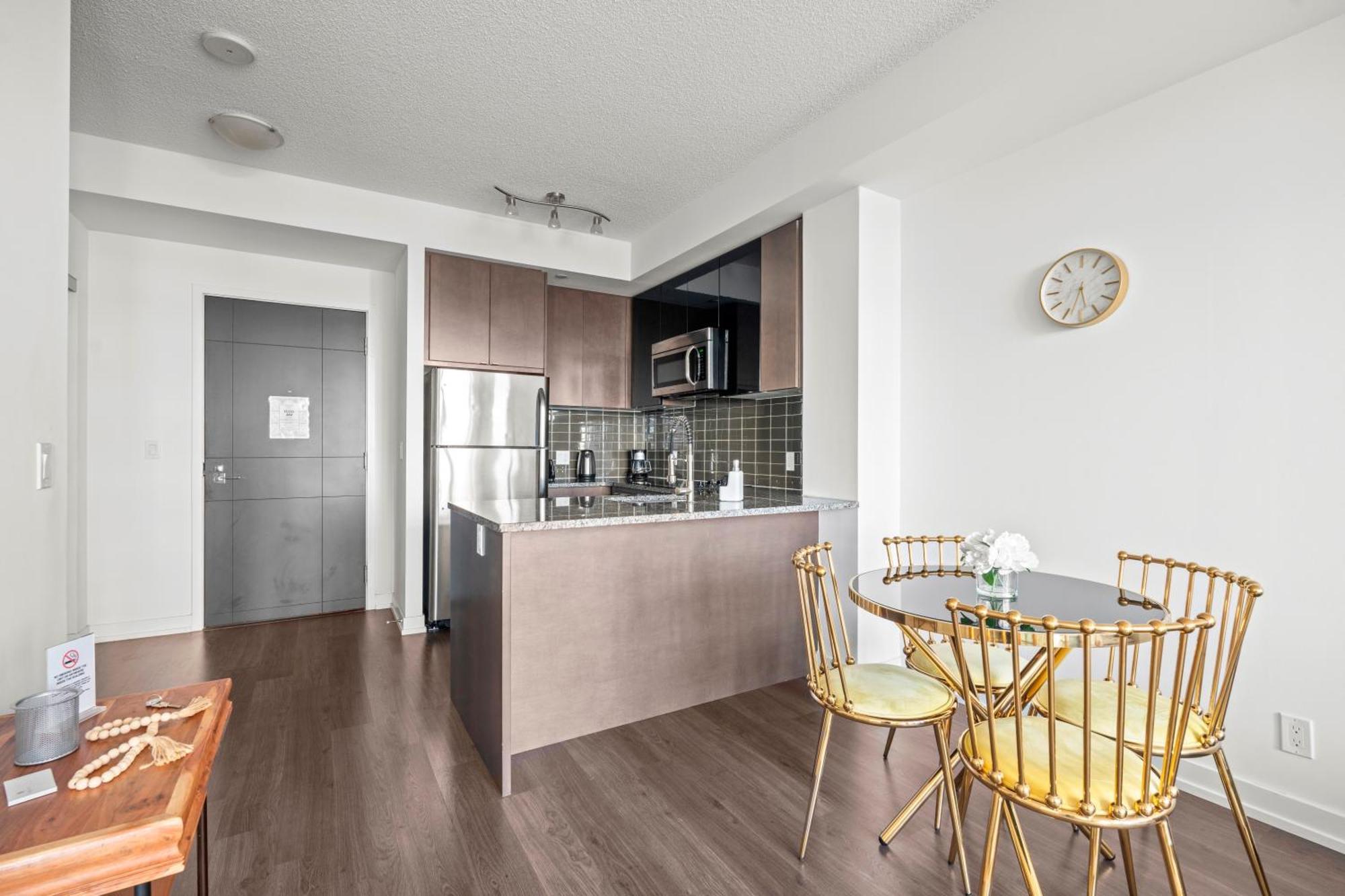 Modern Dunfield Ave Condos By Globalstay Toronto Luaran gambar