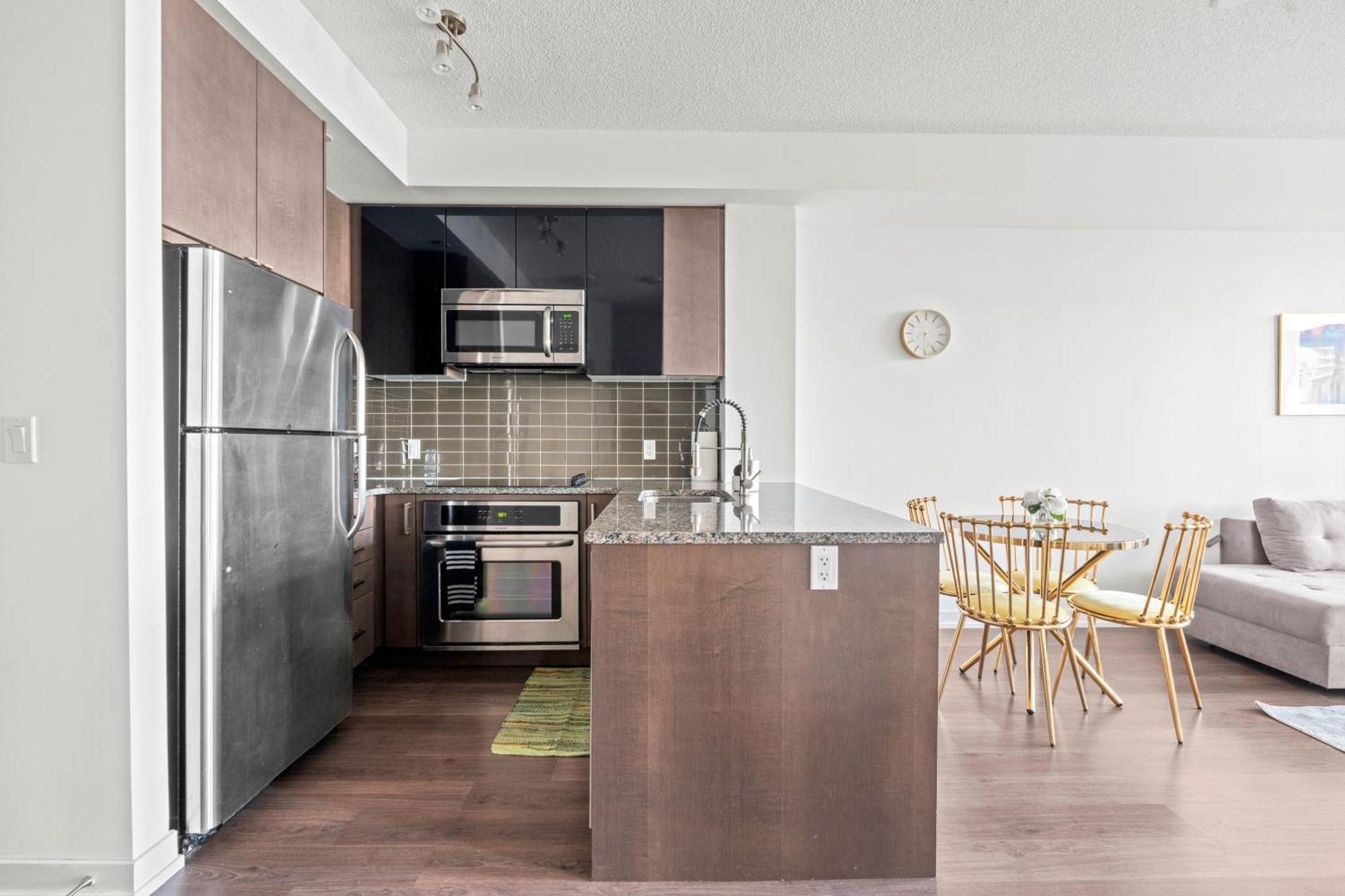Modern Dunfield Ave Condos By Globalstay Toronto Luaran gambar