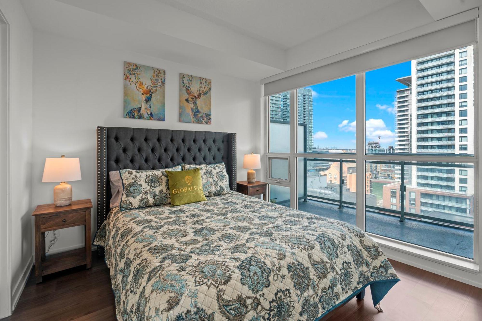 Modern Dunfield Ave Condos By Globalstay Toronto Luaran gambar