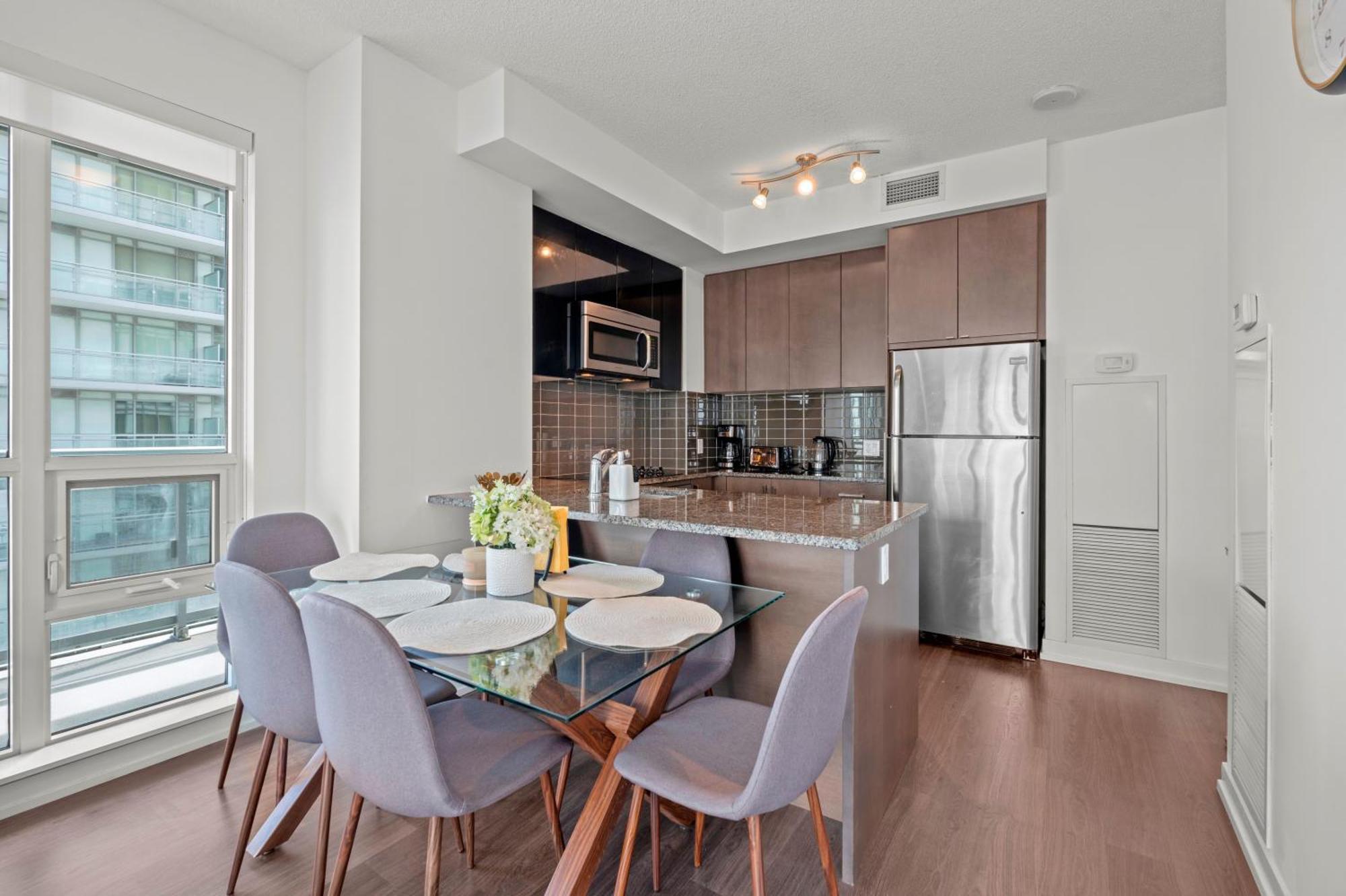 Modern Dunfield Ave Condos By Globalstay Toronto Luaran gambar